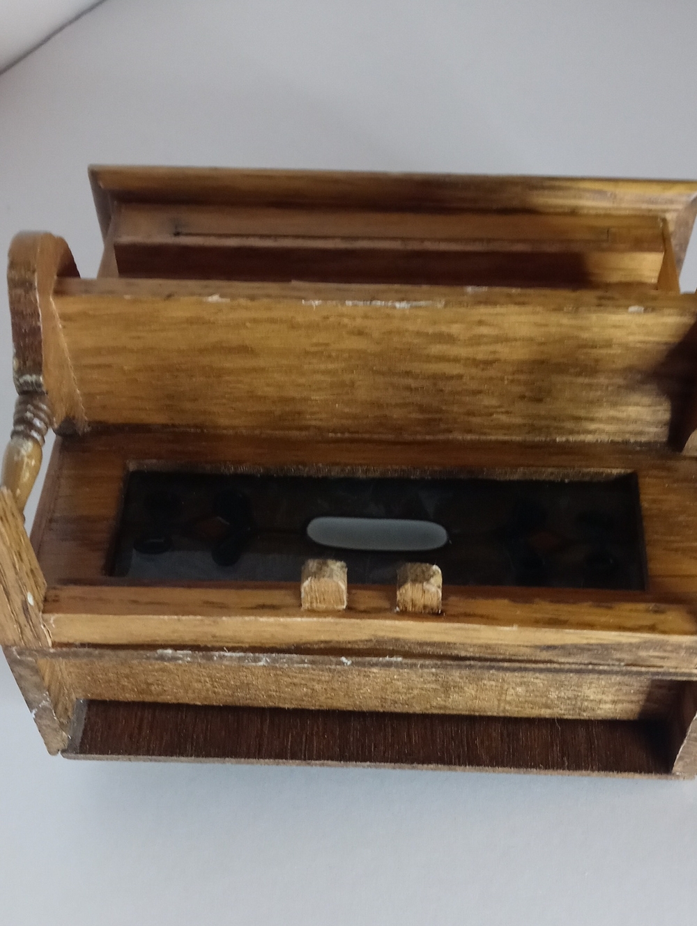 George Good Corporation Vintage Piano Music Box - Picture 4 of 7